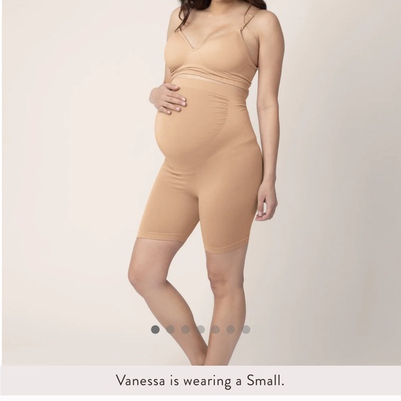 Kindred Bravely maternity shorts medium ,bundle you will get 1 nude & 1 black - Picture 6 of 15